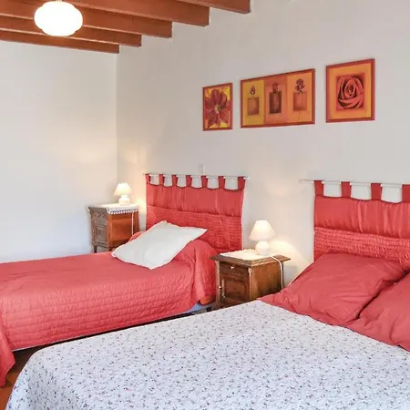 Holiday home Beautiful In Capelette With Kitchen Durfort-Lacapelette